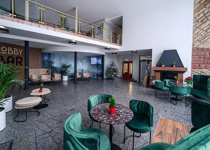 Kompleks Antalowka Termy & Med 3* زاكوباني