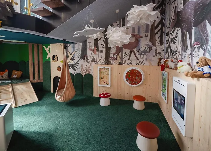 Kompleks Antalowka Termy & Med 3* زاكوباني