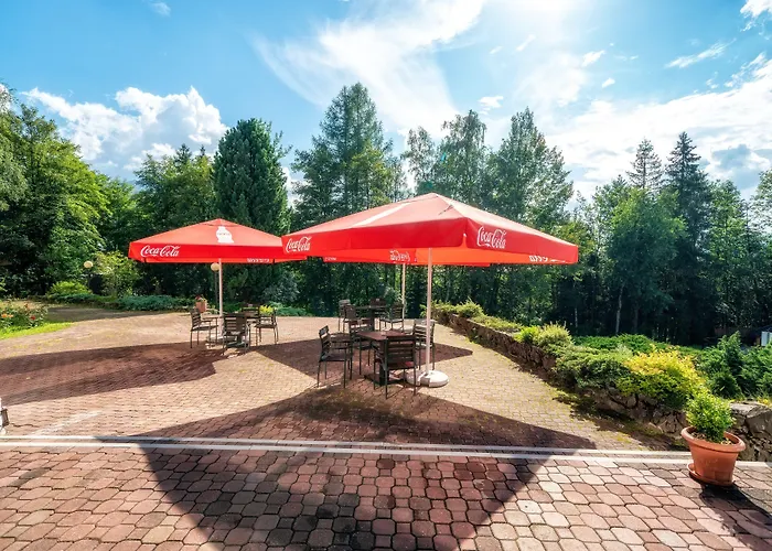 Kompleks Antalowka Termy & Med بيت ضيافة