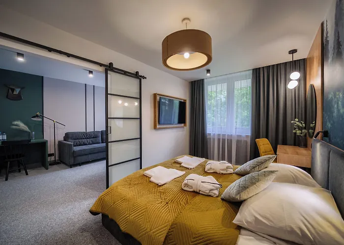 Kompleks Antalowka Termy & Med بيت ضيافة زاكوباني